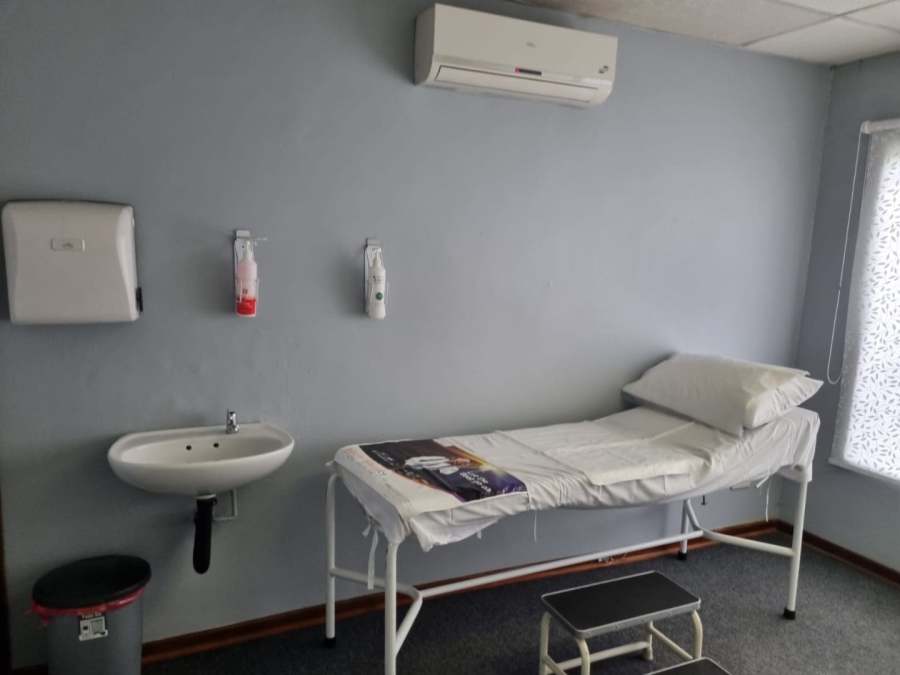 Commercial Property for Sale in Universitas Free State